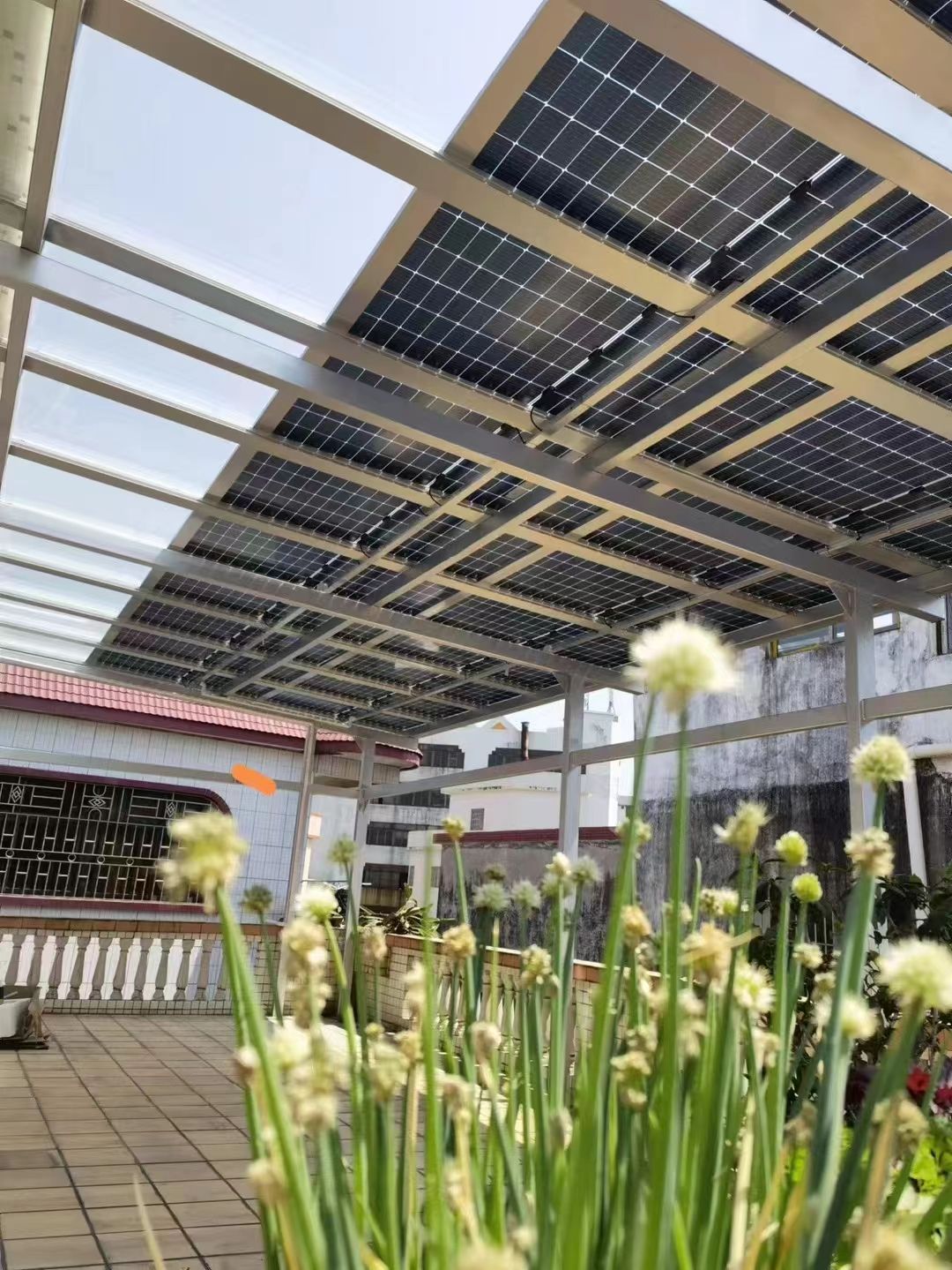 邹平别墅家用屋顶太阳能发电系统安装